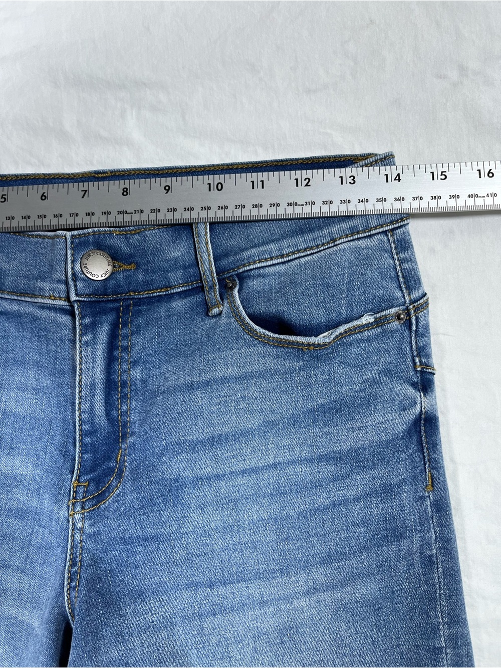 Juicy Couture Jean Shorts Size 8 Blue - Picture 5 of 14